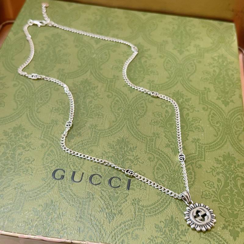 Gucci Necklace 03yxs151